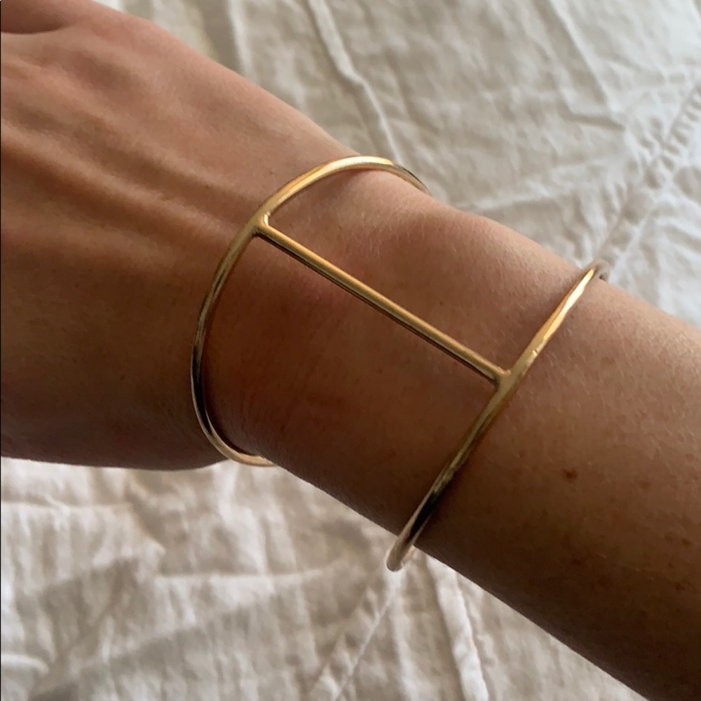 gold bangle